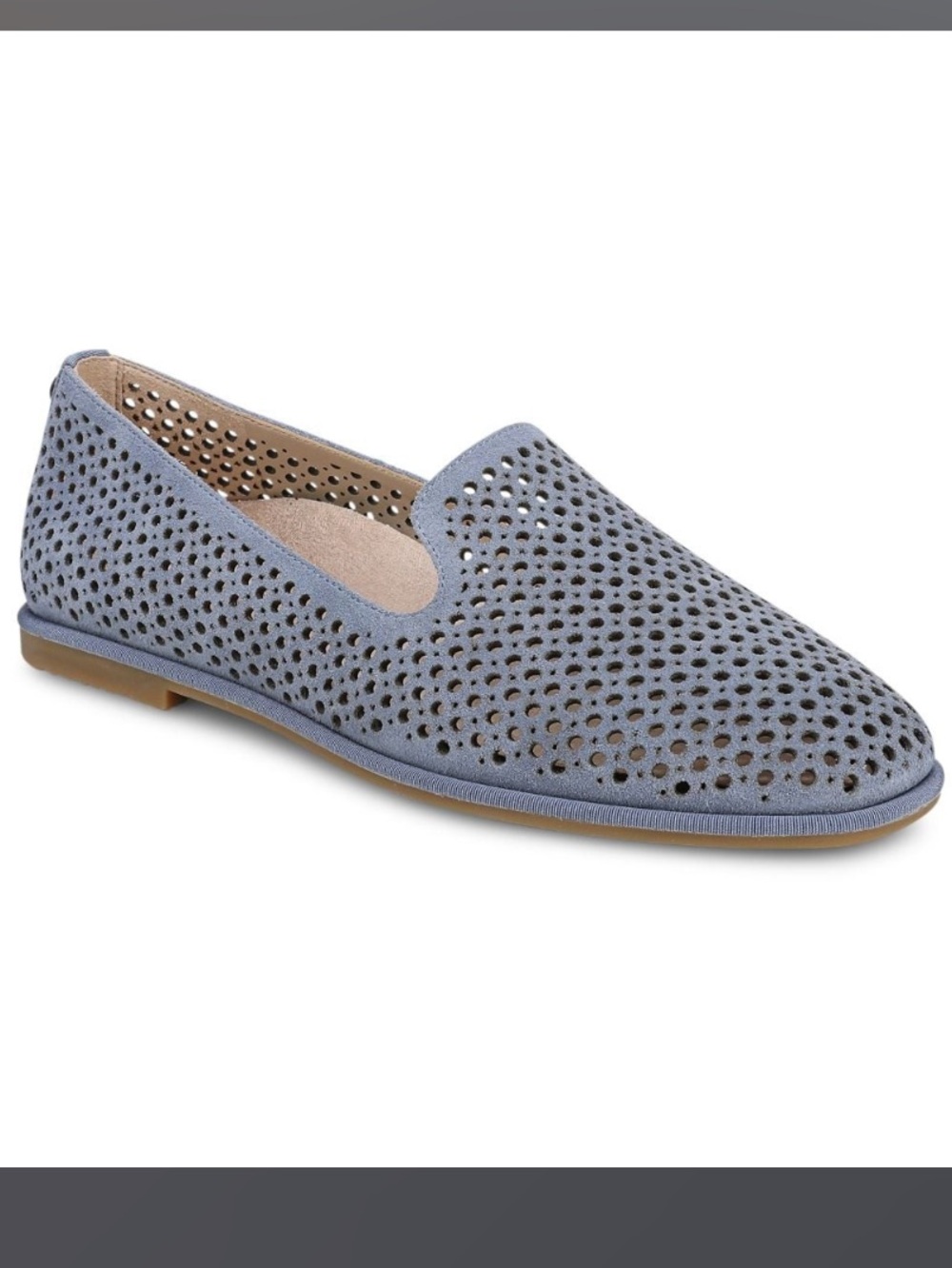 Vionic WILLA size 8 Perf Flat Slip-On Loafer in Light Blue